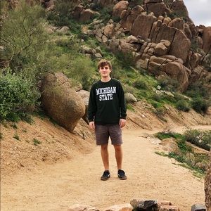 Meet your Posher, Brett